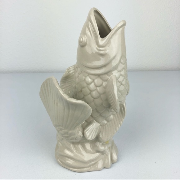 VINTAGE 8" White Koi Fish Vase Water Jumping Flowe